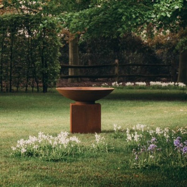 Outr vuurschaal Scale C 80 met sokkel